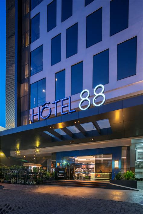 Hotel 88 .